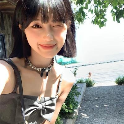 给女人的爱海报